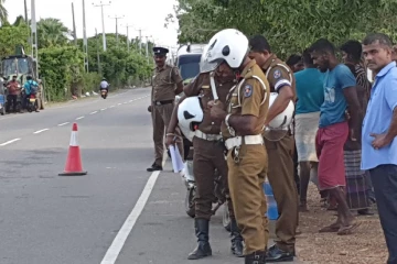 களஞ்சிய சுவருக்கும் லொறிக்கும் இடையில் சிக்கி 24 வயது இளைஞர் உயிரிழப்பு
