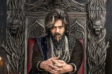 பிரபாஸ் நடித்துள்ள ராஜா சாப் படத்தை நிராகரித்த இரண்டு முன்னணி நடிகர்கள்..