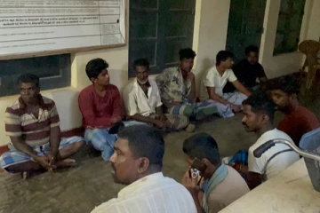 சிறிலங்கா கடற்பரப்பிற்குள் அத்துமீறிய இந்திய கடற்தொழிலாளர்கள் - நீதிமன்று விடுத்துள்ள உத்தரவு!