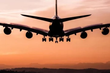 அவசரமாக தரையிறக்கப்பட்ட அவுஸ்திரேலிய விமானம்