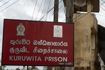 කුරුවිට බන්ධනාගාර සිද්ධිය යළිත් රට කළඹයි - රැඳවියන් දෙදෙනා මියගොස් ඇත්තේ වෙඩි වැදීමෙන් බව එළි වෙයි