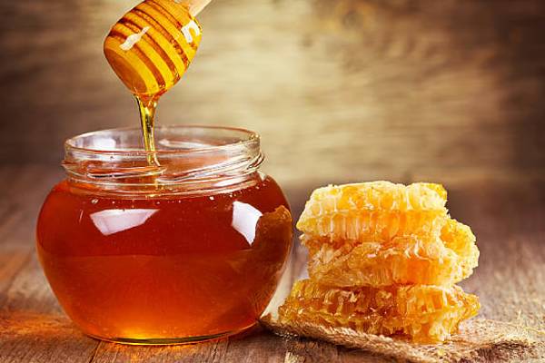 தேன் சாப்பிடுவதன் விளைவுகள் என்ன? உட்கொள்ள சரியான வழி எது? | Effects Of Eating Honey What Correct Way To Eat