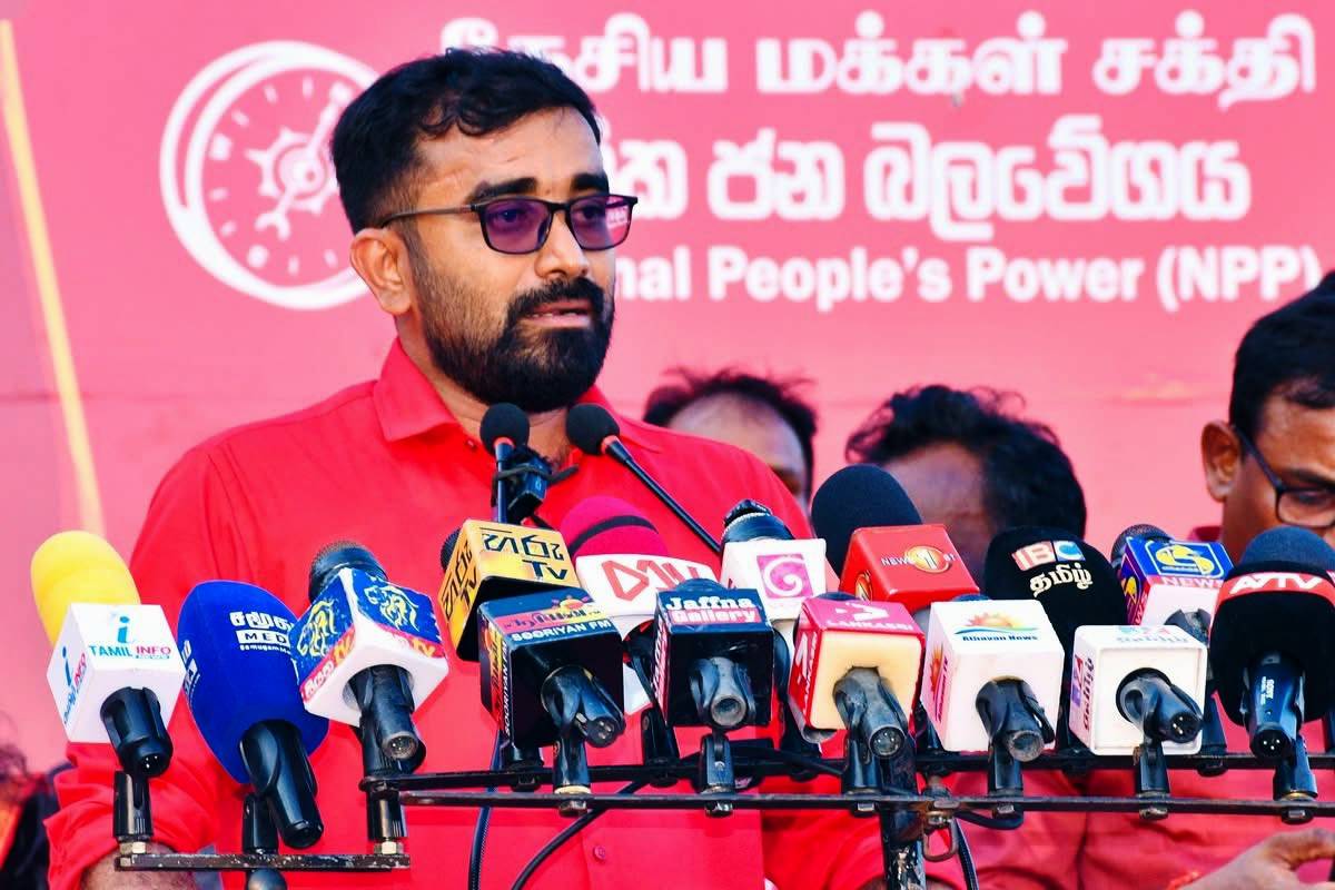 தையிட்டியில் படம் காட்டி இனவாதிகளுக்கு தீனி போடுகின்றனர்...! .இளங்குமரன் எம்.பி சாடல் | Thaiyitty Vihara Land Survey Delayed By Clash