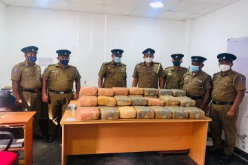 மன்னாரில் ஒரு கோடி ரூபாய் பெறுமதியான கேரள கஞ்சாவுடன் மூவர் கைது