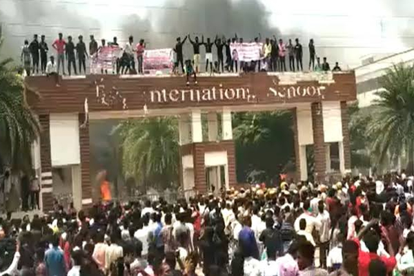 கள்ளக்குறிச்சி மாணவி மரண வழக்கு..ஜாமீன் வழங்க தாய் எதிர்ப்பு - விசாரணை ஒத்திவைப்பு..! - தமிழ்நாடு