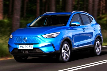 அதிரடியாக விலை குறைந்துள்ள 5 எலக்ட்ரிக் கார்கள்., 4 லட்சம் வரை குறைந்த MG ZS EV