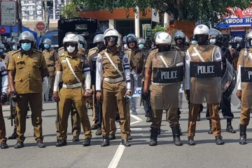 ஒரே நேரத்தில் ஓய்வு பெறும் ஆயிரக்கணக்கான பொலிஸ் உத்தியோகத்தர்கள்