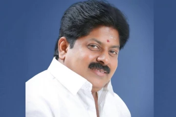 பாலியல் வழக்கில் தேடப்பட்டு வந்த முன்னாள் அமைச்சர் மணிகண்டன் பெங்களூரில் கைது!