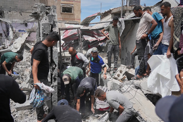 இஸ்ரேலிய தாக்குதல்களில் பதினொரு பாலஸ்தீனியர்கள் உயிரிழப்பு | Eleven Palestinians Killed In Israeli Attacks