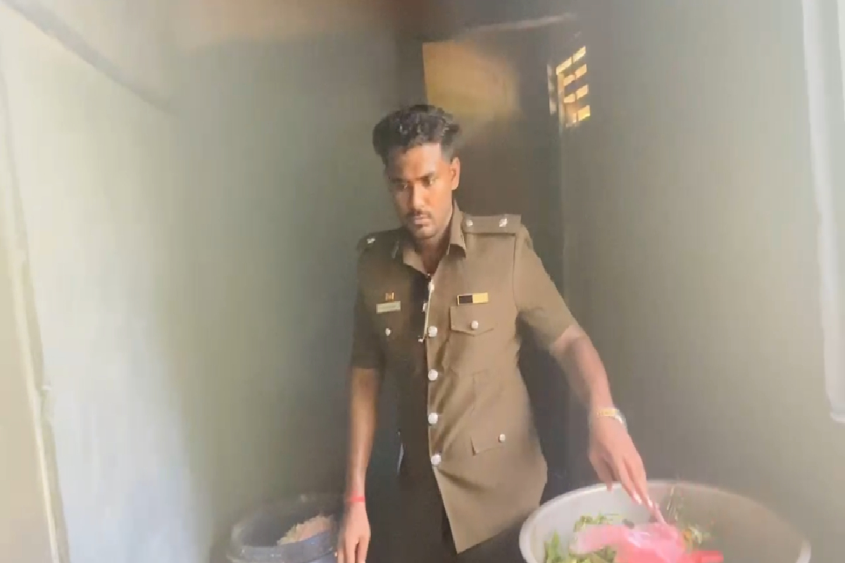 முல்லைத்தீவில் இயங்கிய பிரபல உணவகத்திற்கு சீல்! | Popular Restaurant In Mullaitivu Sealed முல்லைத்தீவில் இயங்கிய பிரபல உணவகத்திற்கு சீல்! | Popular Restaurant In Mullaitivu Sealed