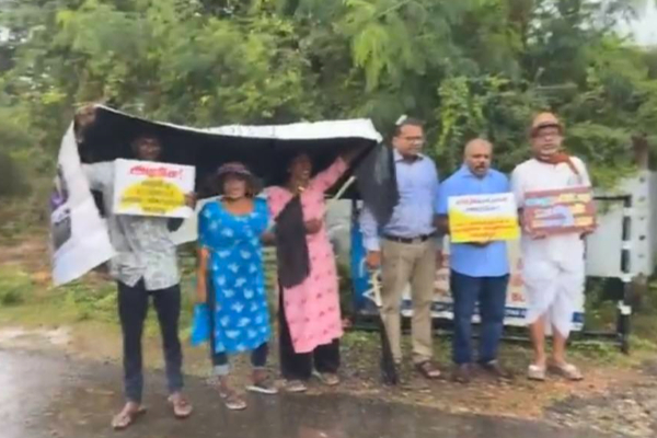 கொட்டும் மழையிலும் யாழ். தையிட்டியில் வெடித்த போராட்டம் | Protest Against Thaiyiti Vihara In Jaffna