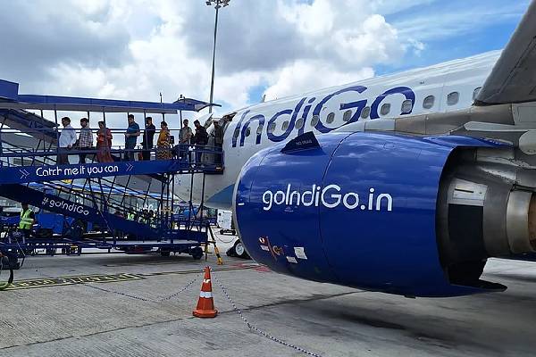 Indigo விவகாரம்... இன்று ஒரே நாளில் 1,000 விமானங்கள் ரத்தாகலாம்: நிர்வாகம் அறிவிப்பு | Indigo Ops 1000 Cancellations Indigo விவகாரம்... இன்று ஒரே நாளில் 1,000 விமானங்கள் ரத்தாகலாம்: நிர்வாகம் அறிவிப்பு | Indigo Ops 1000 Cancellations