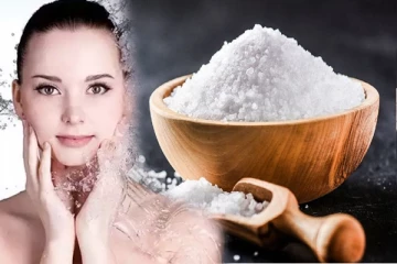 உங்கள் சரும அழகை பாதுகாப்பாக வைத்து கொள்ள உப்பு கொஞ்சம் பயன்படுத்தி பாருங்கள்!