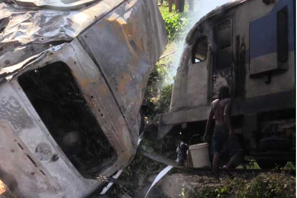 புத்தாண்டில் நடந்தேறிய கோர விபத்து! ஒருவரைக் காவுகொண்டது யாழிலிருந்து சென்ற புகையிரதம் - ஐபிசி தமிழ்