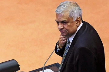 அரச ஊழியர்களுக்கு ஓய்வூதியம் கொடுப்பதில் சவால்! ரணில்