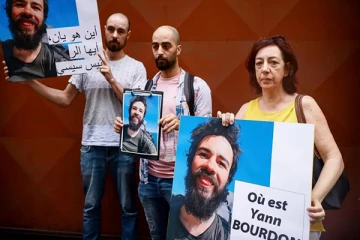 ஓராண்டுக்கு முன் வெளிநாடு ஒன்றில் மாயமான இளைஞர் திடீரென நாடு திரும்பிய மர்மம்...