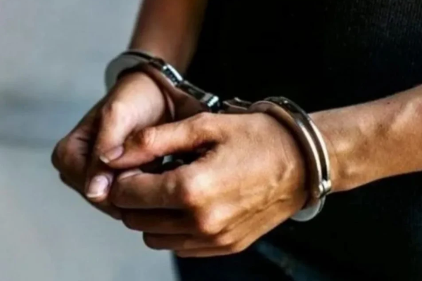 யாழில் கைதான தென்னிலங்கையர் ; இரகசிய தகவலால் சிக்கிய நபர் | Man Arrest In Jaffna With Drugs யாழில் கைதான தென்னிலங்கையர் ; இரகசிய தகவலால் சிக்கிய நபர் | Man Arrest In Jaffna With Drugs