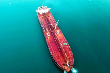 இந்தியாவிற்கு வந்துகொண்டிருந்த ஈரான் கச்சா எண்ணெய் - திடீரென சீனாவிற்கு திரும்பிய கப்பல்