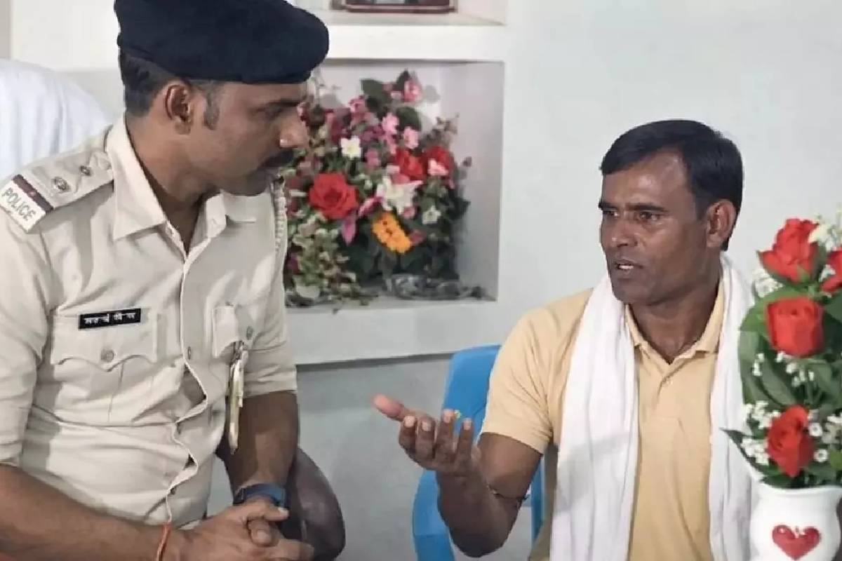 UPSC தேர்வில் தேர்ச்சி பெற்றதாக மோசடி - பாராட்டியே பொலீசாரே கைது செய்தனர் | Bihar Fake Upsc Winner Ranjith Arrested By Police