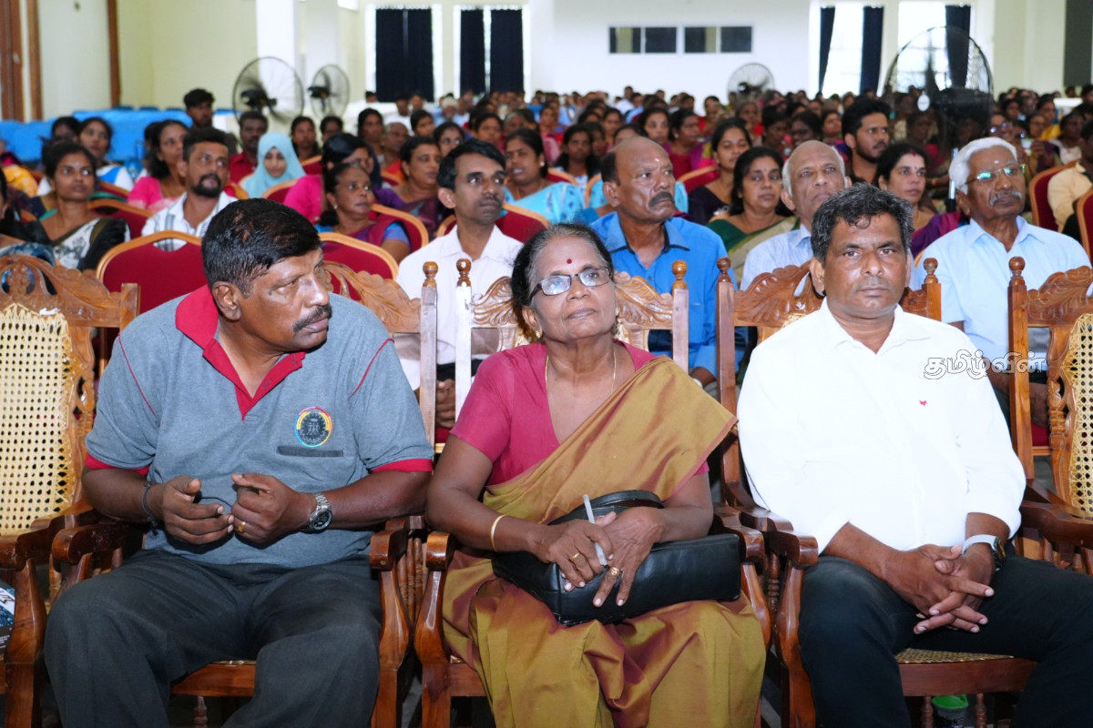 வடக்கில் கூட்டுறவு இயக்கத்தை மீண்டும் வலுப்படுத்துவதற்கு அரசாங்கத்தின் முழு ஒத்துழைப்பு கிடைக்கும் - ஆளுநர் உறுதி | Northern Governor Vedhanayagan Statement