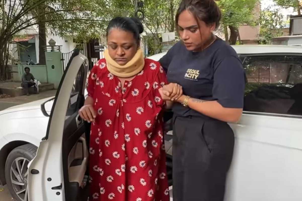 எந்நேரம் போன்..கழுத்தில் அறுவை சிகிச்சைக்கு காரணம் இதான்!! நடிகை ஷகீலா வேதனை.. | Shakila Rs 3 Lakh Neck Surgery Due To Mobile Using