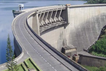 පිරිසක් ඩ්‍රෝන යානා ආධාරයෙන් හොර රහසේ වික්ටෝරියා වේල්ල අසල සිදුකළ දේ..