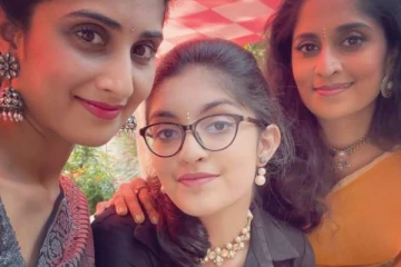 ஹீரோயின் போல கிடுகிடுவென வளர்ந்த அஜித் மகள்....அழகில் தேவதையாய் மின்னும் அனோஷ்கா!