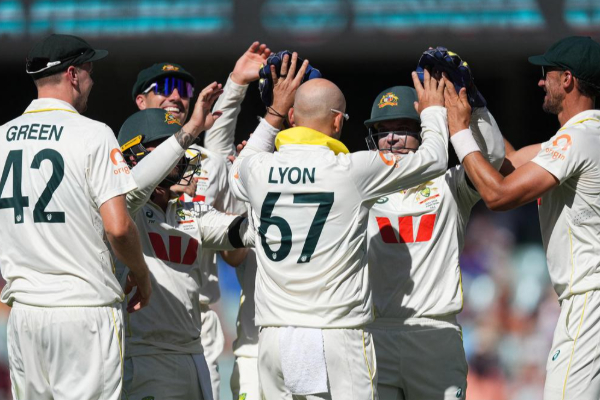 ஆஷஸ் தொடரை கைப்பற்றிய அவுஸ்திரேலியா - இங்கிலாந்தை துரத்தும் சோகம் | Australia Won Ashes Series Eng Lost Last 18Matches