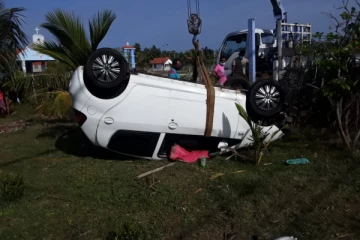 රූපලාවණ්‍ය ශිල්පියාට මරු කැදවූ භයානක මෝටර් රථ අනතුර..(PHOTOS)