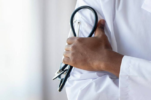 முல்லைத்தீவு வைத்தியசாலை மூடப்படும் அபாயம் | Mullaitivu Hospital At Risk Of Closure