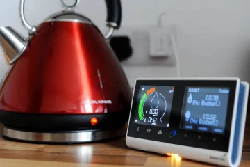 பிரித்தானிய குடும்பங்களுக்கு மகிழ்ச்சியான தகவல்: மின் கட்டணத்தில் பாரிய சலுகை