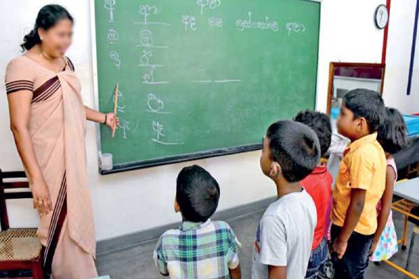 முன்பள்ளி ஆசிரியர்களின் அவலங்களை எடுத்துரைக்கும் அருட்தந்தை யா. றமேஸ் அ.ம.தி | Salary Hike For Preschool Teachers