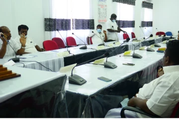 மோதலில் முடித்த பிரதேச சபையின் பாதீடு விவகாரம் : பொலிஸார் தீவிர விசாரணை (Video)