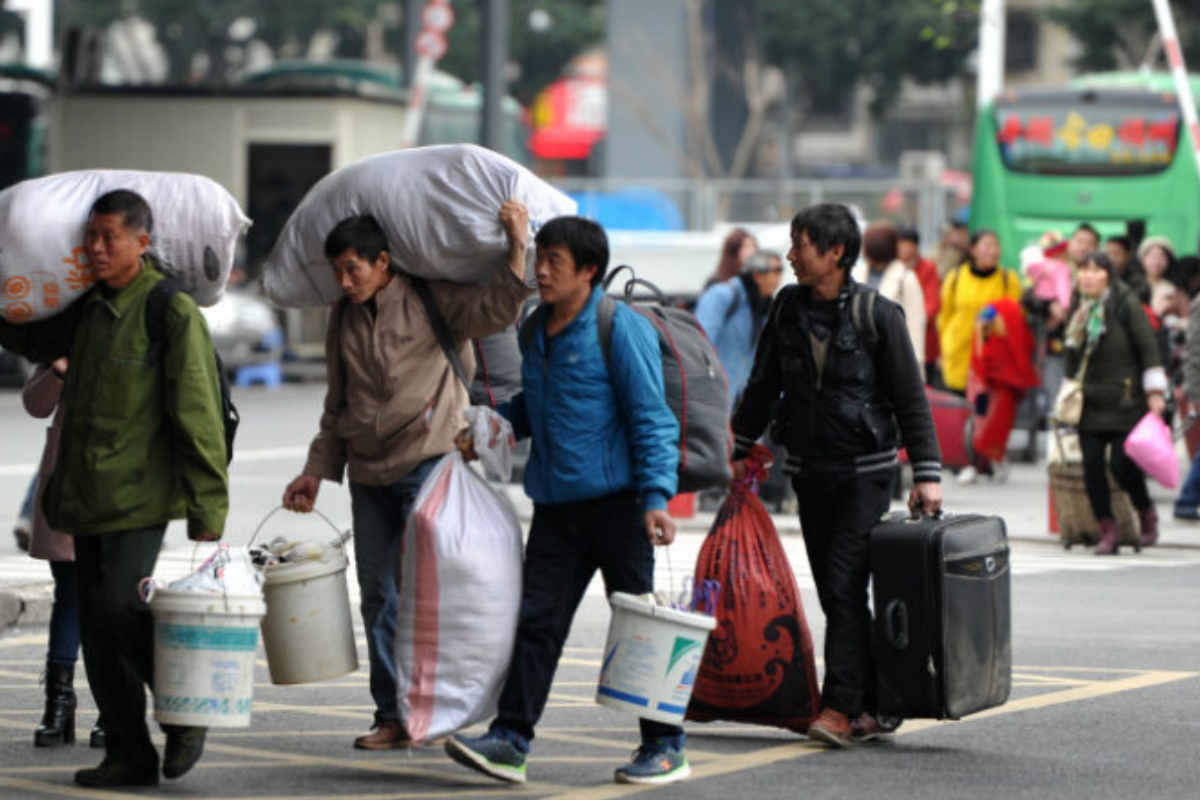 ஈரானுடனான அமெரிக்க - இஸ்ரேல் போரின் தாக்கம் : திணறும் சீன மக்கள் | China People Effeted By Iran Usa Isreal War