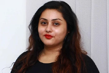 சின்னத்திரையில் நடிகை நமீதா ! அவர் எடுத்துள்ள ஷாக்கிங் முடிவு