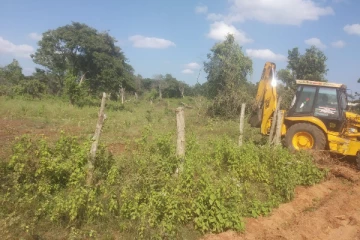 வவுனியாவில் இடம்பெயர்ந்து சென்ற குடும்பங்களின் காணிகள் அபகரிப்பு!