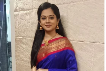 ”பட வாய்ப்புக்காக படுக்கைக்கு அழைக்கிறார்” - அனிதா சம்பத் பரபரப்பு பேச்சு