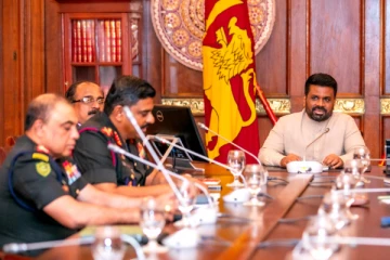 ஜனாதிபதிக்கும் இராணுவ உயரதிகாரிகளுக்கும் இடையில் இடம்பெற்றுள்ள முக்கிய சந்திப்பு