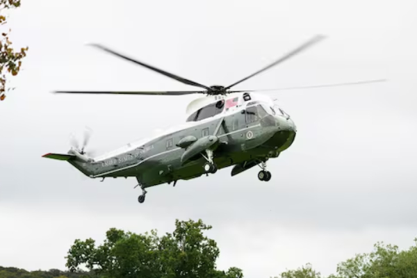 ட்ரம்ப் புறப்பட்ட உலங்குவானூர்தியில் ஏற்பட்ட கோளாறு! | Technical Problem Reported On Trumps Helicopter