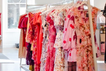 சிங்களவர்களின் மானத்தை வாங்கிய இராணுவ சிப்பாய் - நள்ளிரவில் பெண்ணின் உள்ளாடையின் மர்மம்