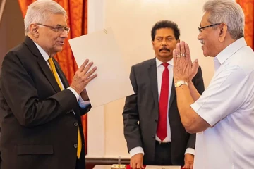 கோட்டா, ரணில் அரசாங்கம் பதவி விலக வேண்டும்