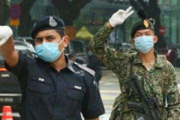 தரையிறங்கும் முன் கைது செய்யப்பட்ட 22 குடியேற்றவாசிகள்