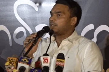 රජයේ මූල්‍ය කළමනාකරණය ගැන නාමල් රාජපක්ෂගෙන් රතු එළියක්