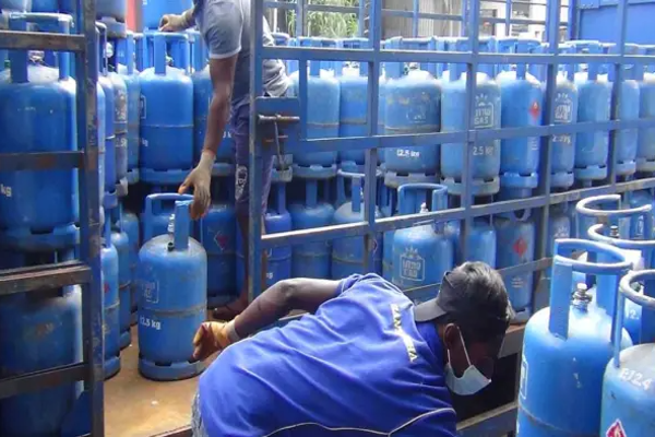 எரிவாயு விலை தொடர்பில் தற்போது வெளியாகியுள்ள அறிவிப்பு! - ஐபிசி தமிழ்