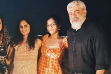 மகளுடன் பொன்னியின் செல்வன் படத்தை பார்க்க வந்த ஷாலினி அஜித்.. நீங்களே பாருங்க