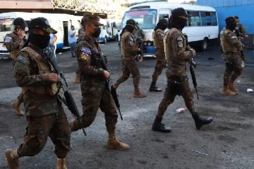 இரண்டே நாளில் 75 படுகொலைகள்: மிரண்டு போன அரசாங்கம் அதிரடி முடிவு