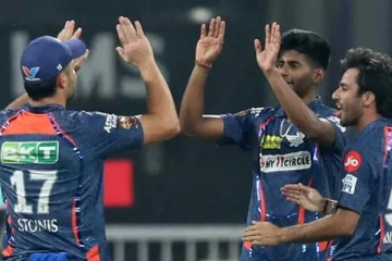 தனது முதலாவது வெற்றியை பதிவு செய்தது லக்னோ