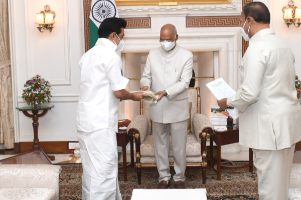 தமிழக சட்டப்பேரவை நூற்றாண்டு விழாவிற்கு குடியரசு தலைவர் வருகை - முதல்வர் மு.க.ஸ்டாலின்! | Cm Stalin Meet President Ramnadgovind In Delhi