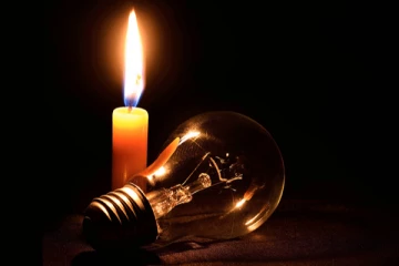 හෙට රාත්‍රී 7ට මුළු ලංකාවම අදුරේ - ජනතාවගෙන් ඉල්ලීමක්..