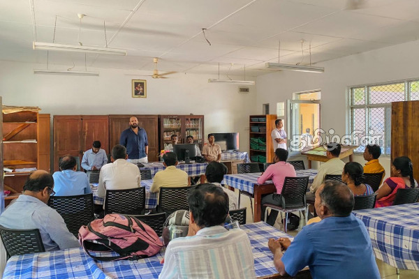 நாட்டிற்கான பொதுவான திட்டங்களினால் தமிழ் மக்கள் பாதிக்கப்படுகின்றனர்: இரா.சாணக்கியன் (Photos) | Sri Lankan Political Crisis நாட்டிற்கான பொதுவான திட்டங்களினால் தமிழ் மக்கள் பாதிக்கப்படுகின்றனர்: இரா.சாணக்கியன் (Photos) | Sri Lankan Political Crisis